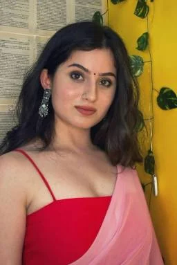 Russian call girls available in Noida